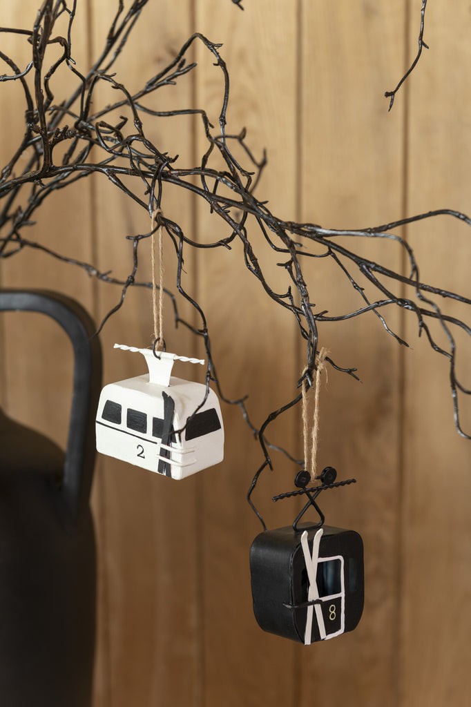 Hangers Ski Cabin Metaal Zwart/Wit Assortiment Van 4