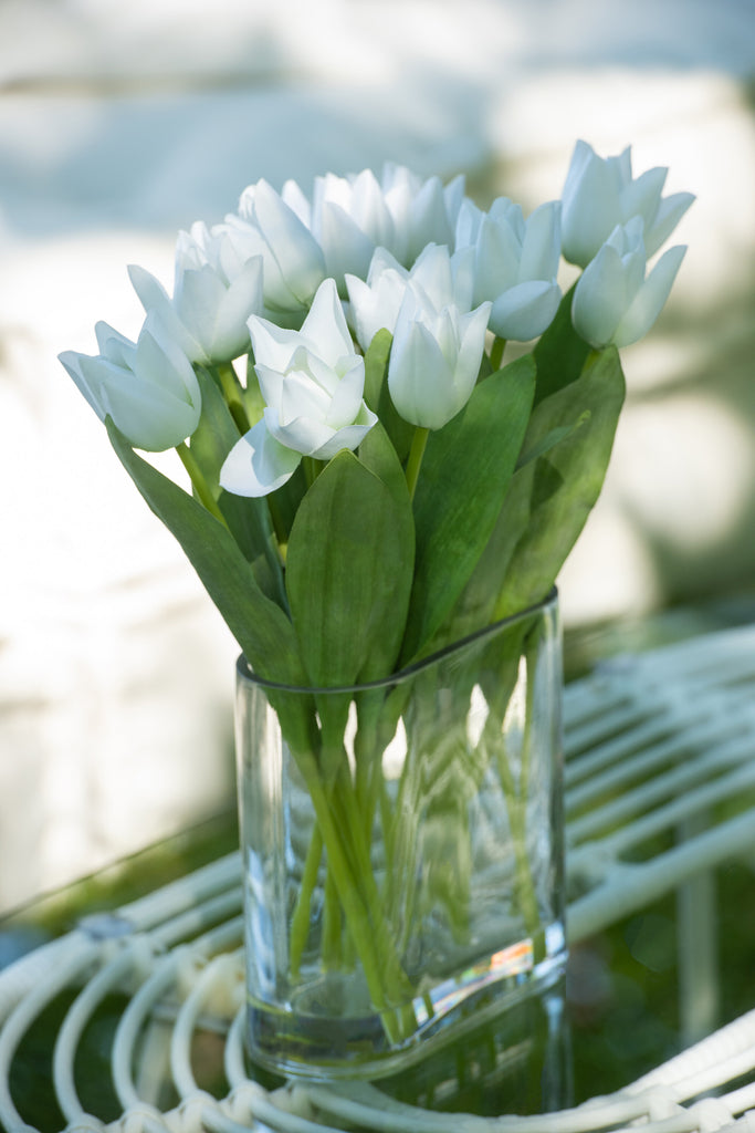 Tulpen In Vaas Ovaal Plastic Glas Wit